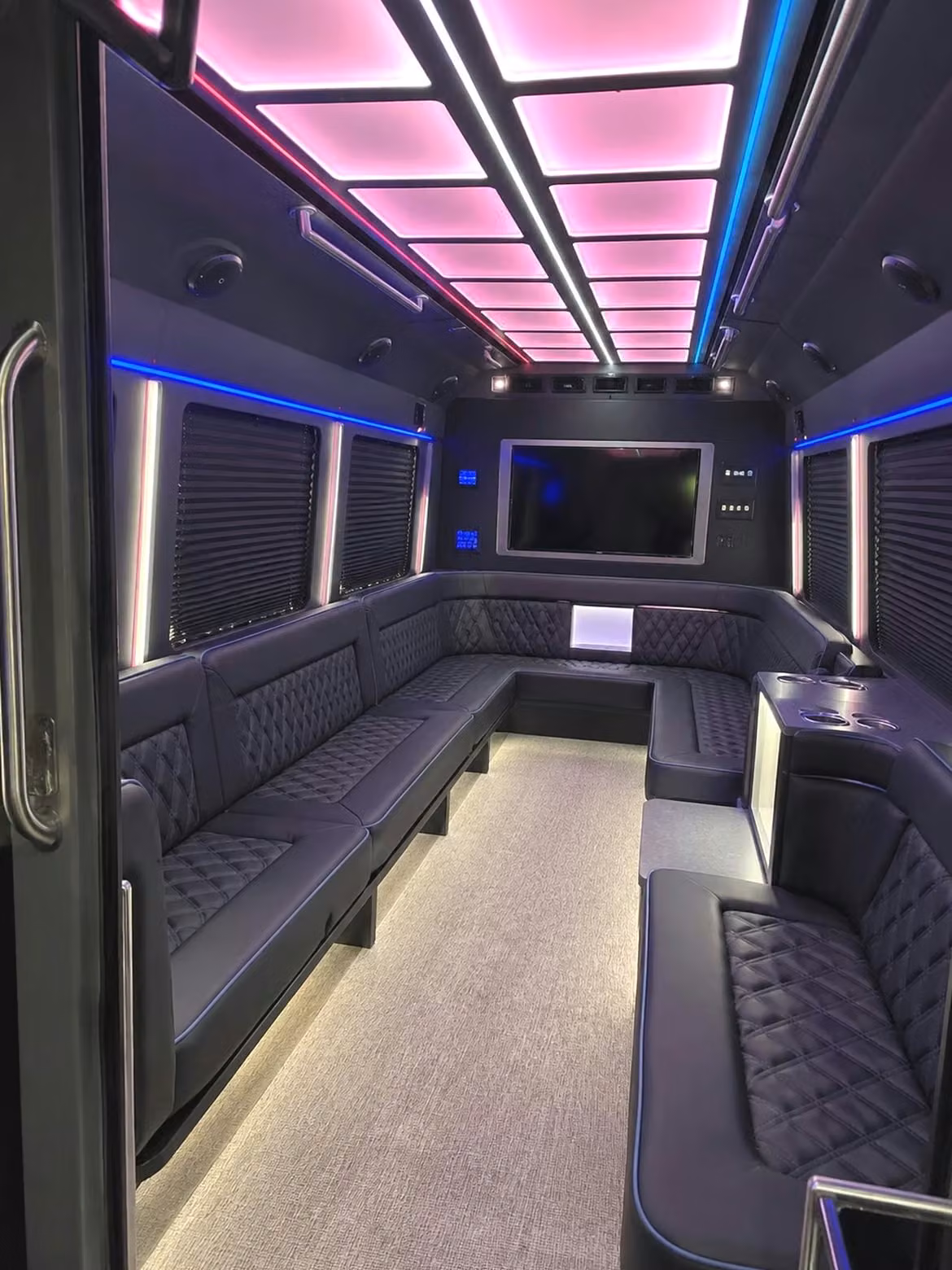 valdosta government bus rentals