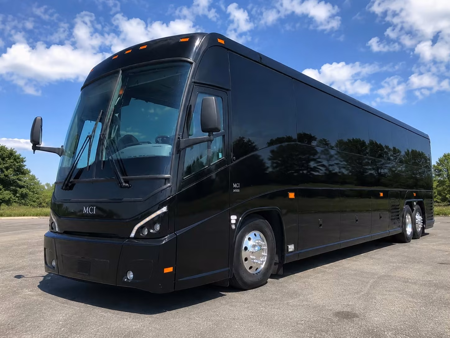 valdosta wedding shuttle bus rentals that keep your big day on track