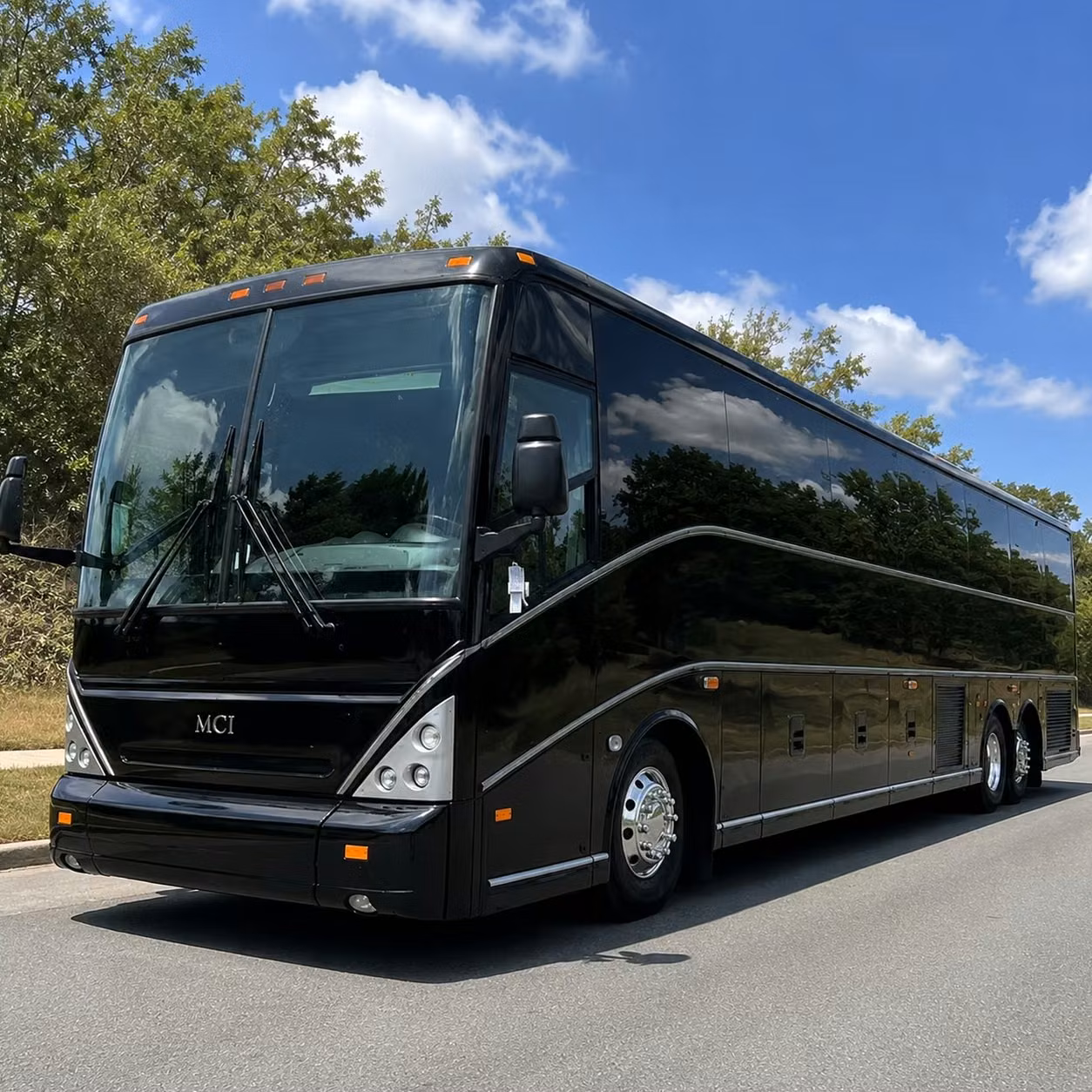 wild adventures amphitheater concert buses in valdosta
