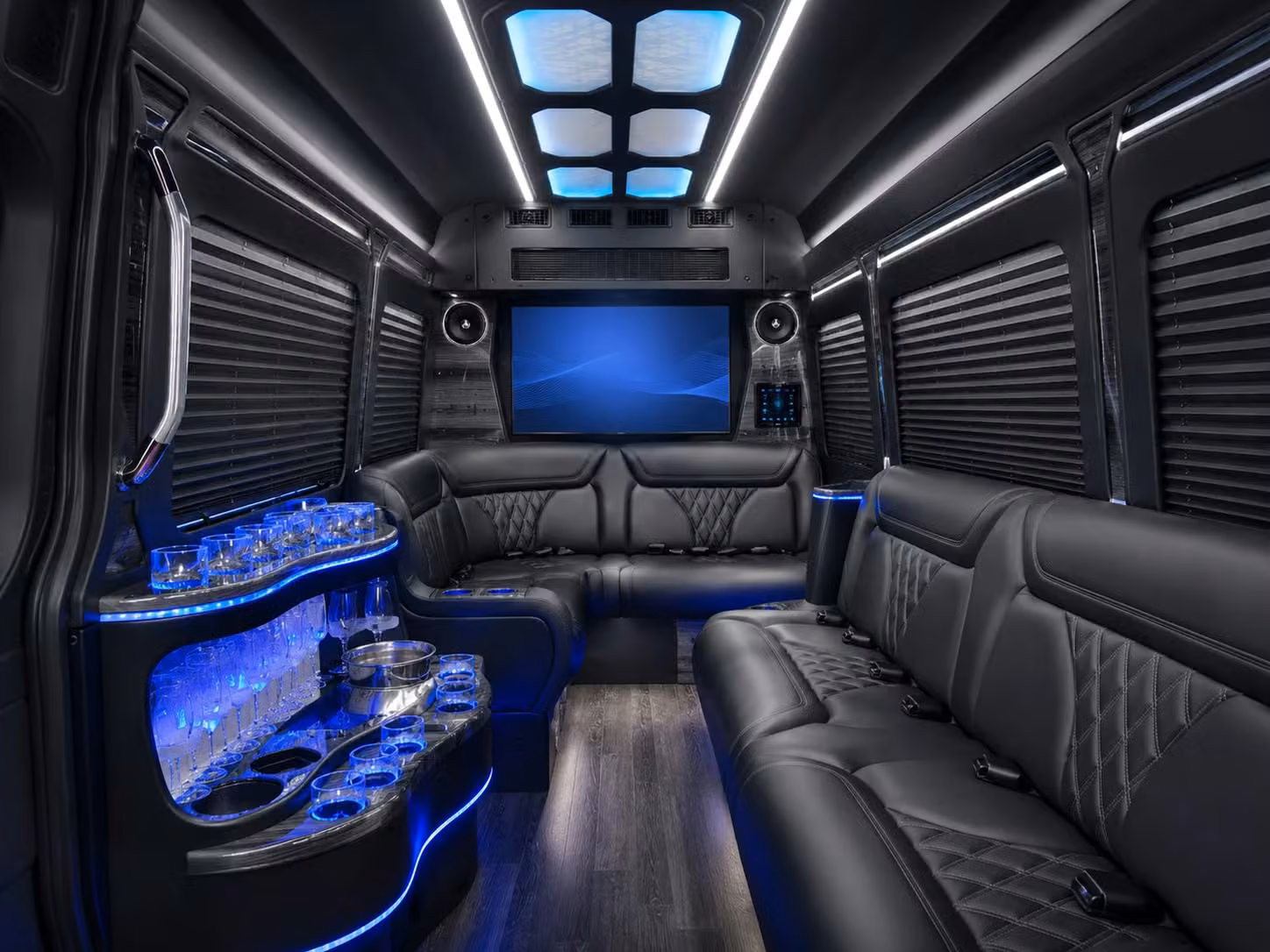 with valdostacharterbuscompany com you ll find long distance transportation for every type of group in valdosta